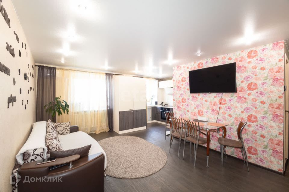 Продаётся 3-комнатная квартира, 58.8 м²