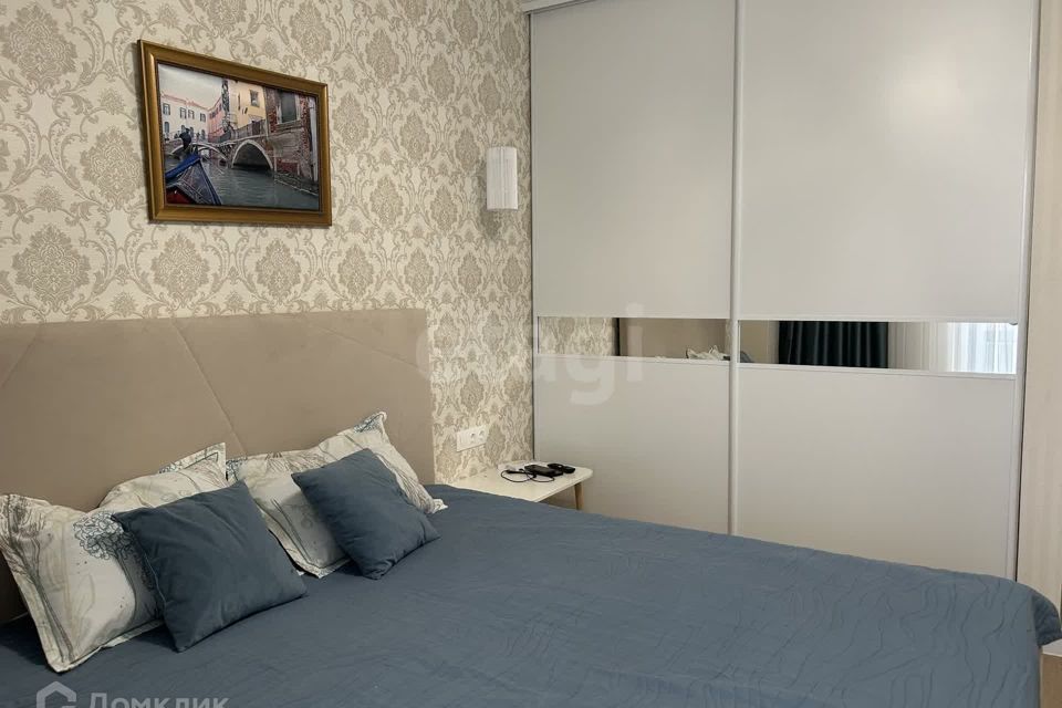 Продаётся 3-комнатная квартира, 90 м²