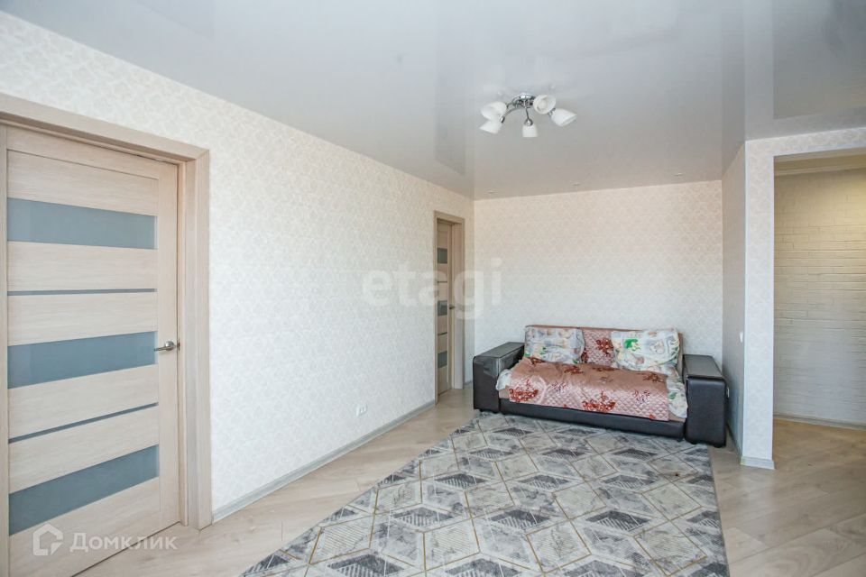 Продаётся 2-комнатная квартира, 43.8 м²