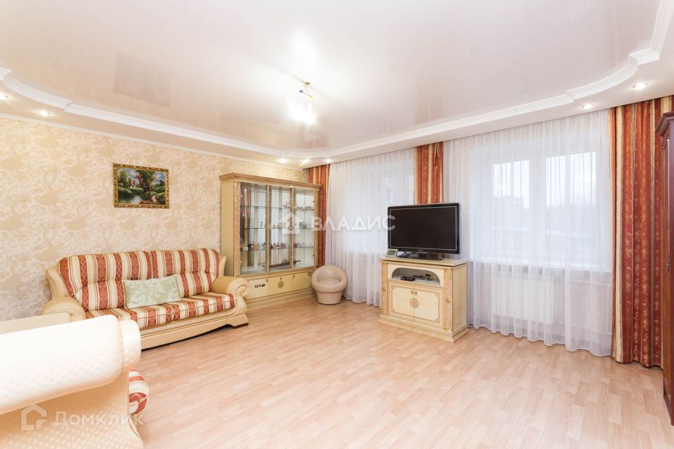 Сдаётся 2-комнатная квартира, 81.8 м²