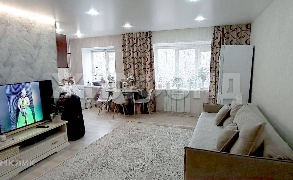 Продаётся 2-комнатная квартира, 42.8 м²