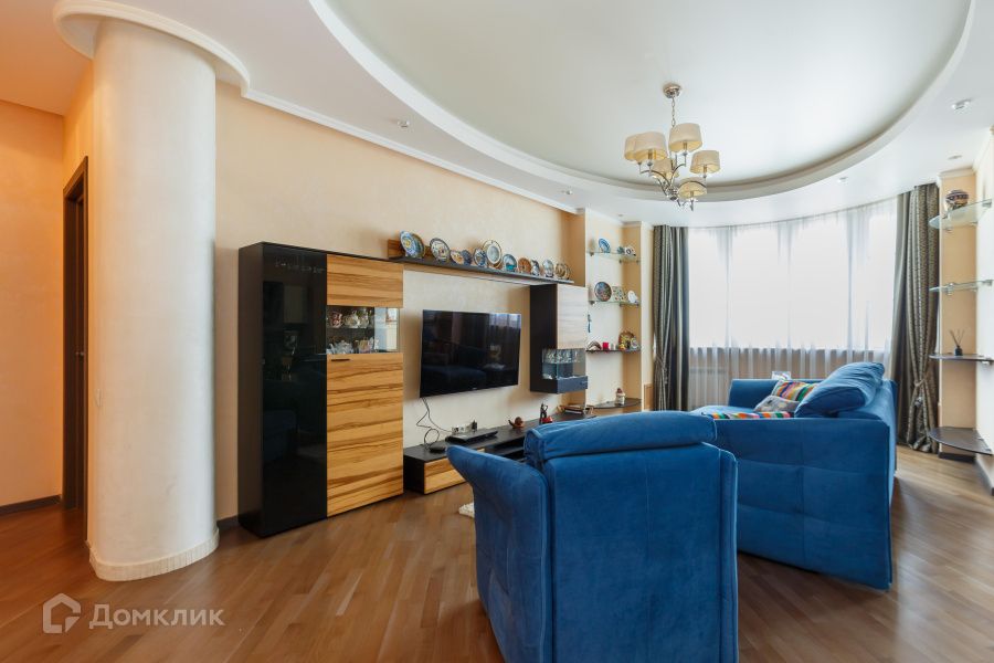 Продаётся 3-комнатная квартира, 114 м²