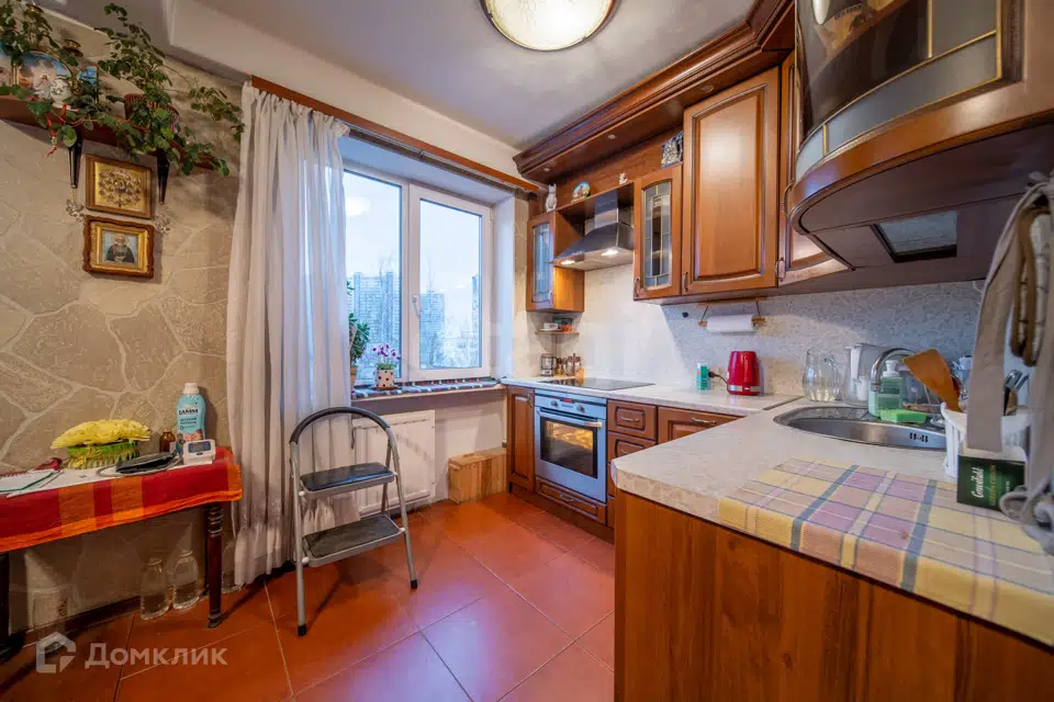Продаётся 5-комнатная квартира, 101.6 м²