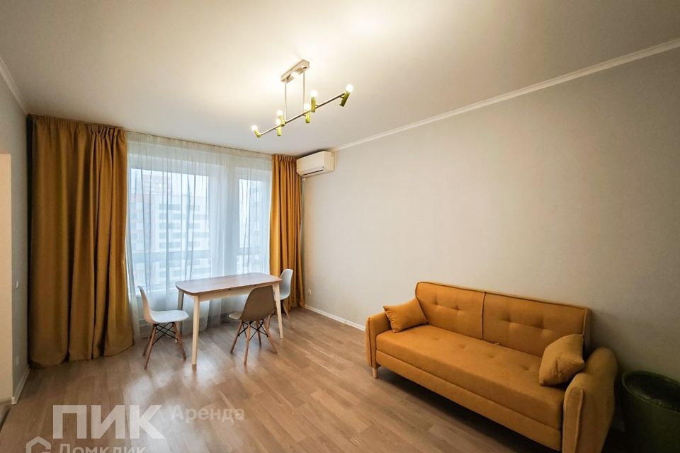 Сдаётся 3-комнатная квартира, 94.4 м²