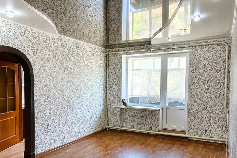 Продаётся 3-комнатная квартира, 53.9 м²