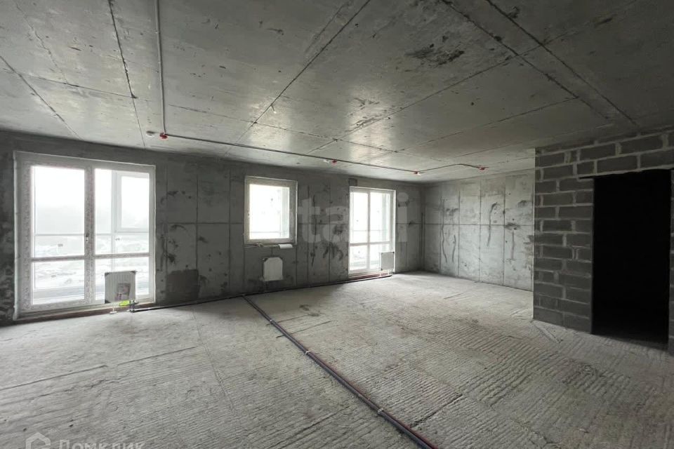 Продаётся 1-комнатная квартира, 57.3 м²