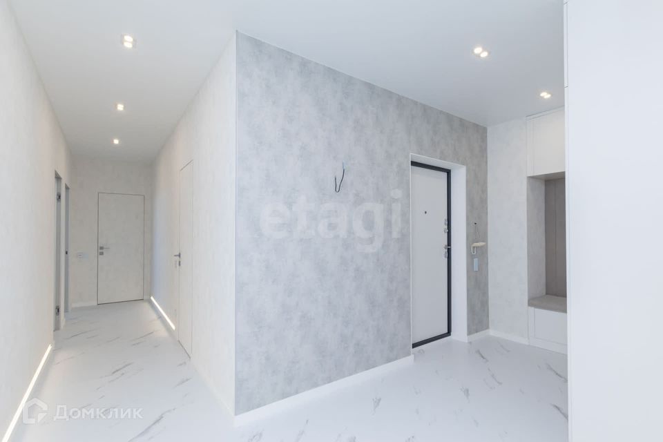 Продаётся 3-комнатная квартира, 96 м²