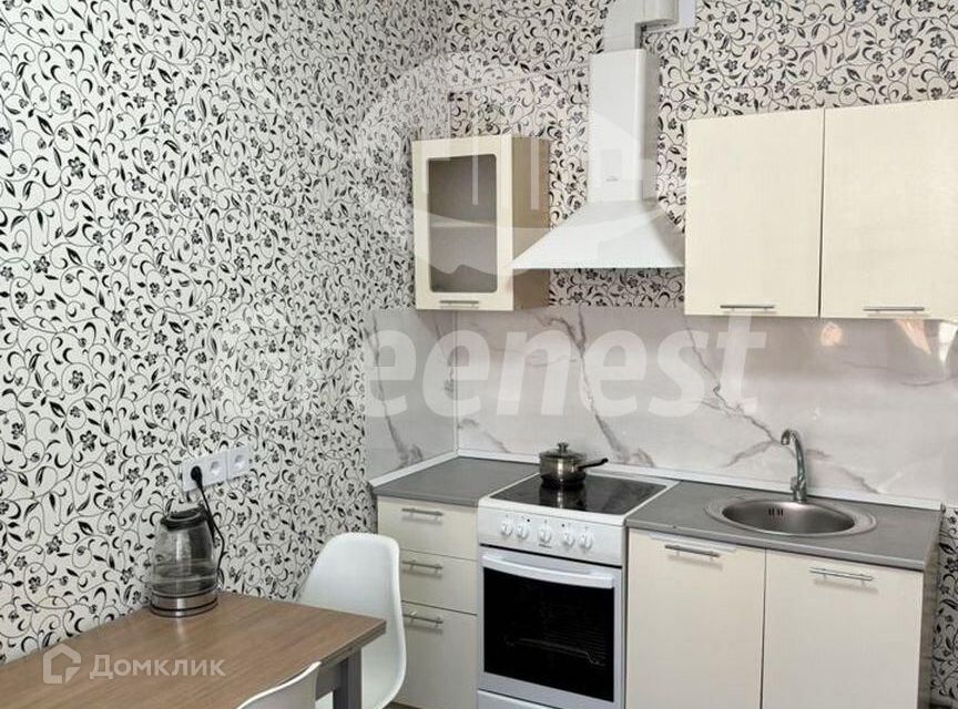 Сдаётся 1-комнатная квартира, 40 м²
