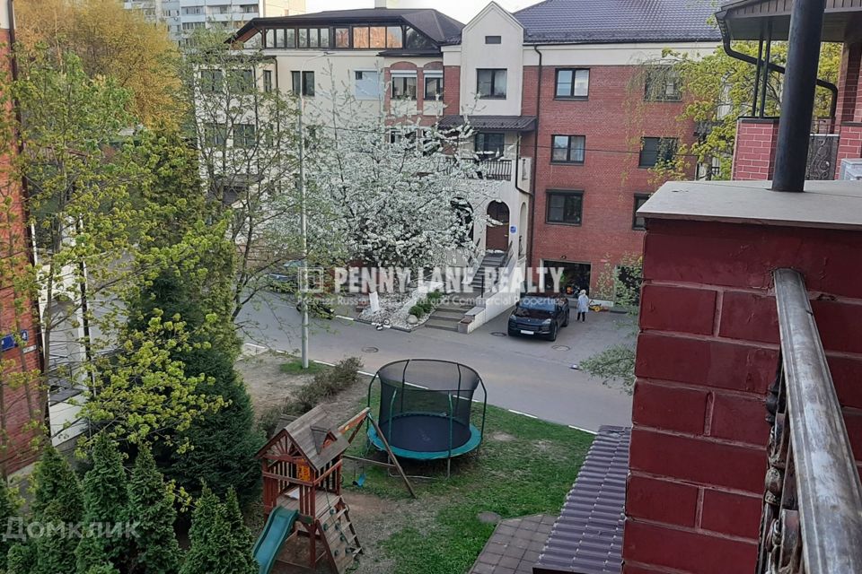 Сдаётся 7-комнатная квартира, 332 м²