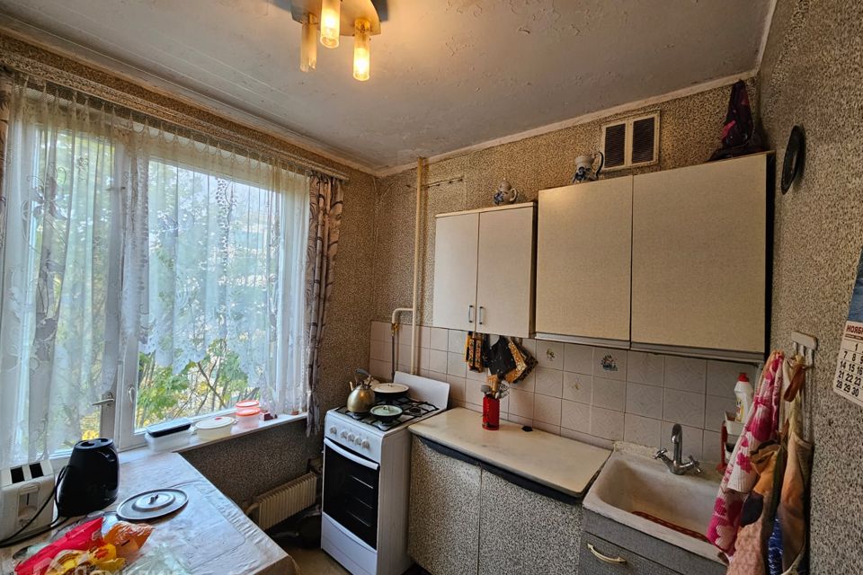 Продаётся 3-комнатная квартира, 58.5 м²