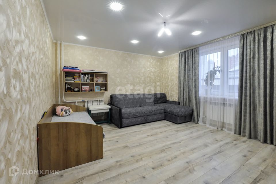 Продаётся 2-комнатная квартира, 65.5 м²