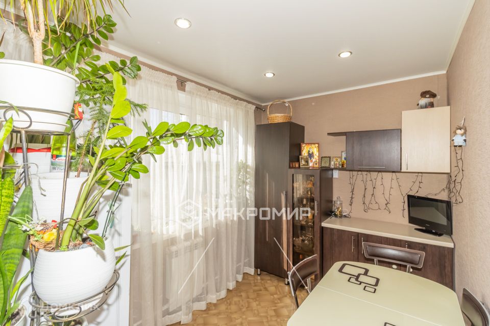 Продаётся 3-комнатная квартира, 62.3 м²