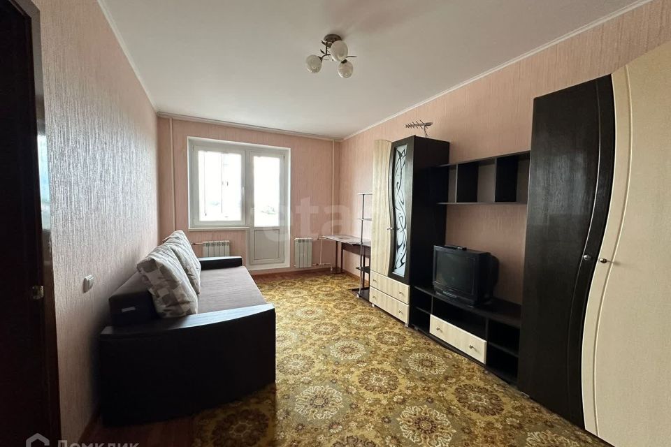 Продаётся 1-комнатная квартира, 35.8 м²