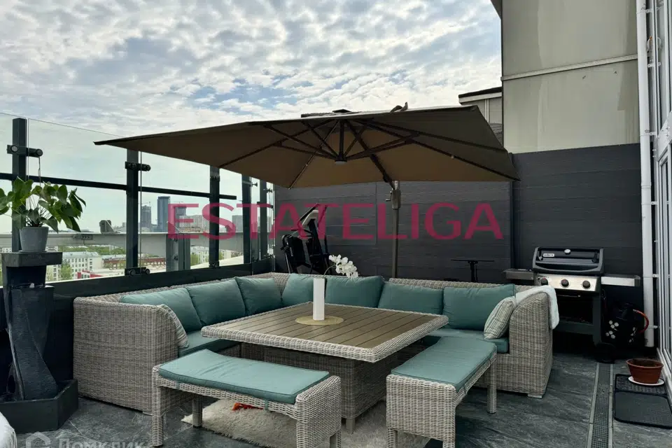 Продаётся 3-комнатная квартира, 130 м²