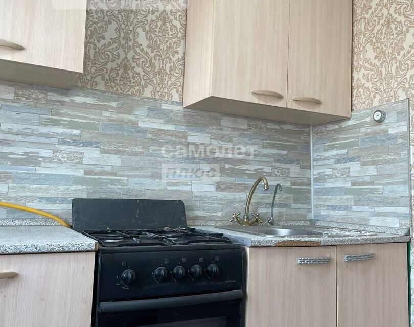 Продаётся 1-комнатная квартира, 30.8 м²