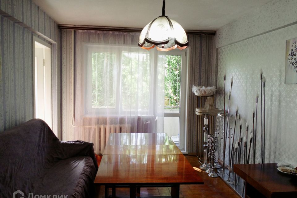 Сдаётся 4-комнатная квартира, 60 м²