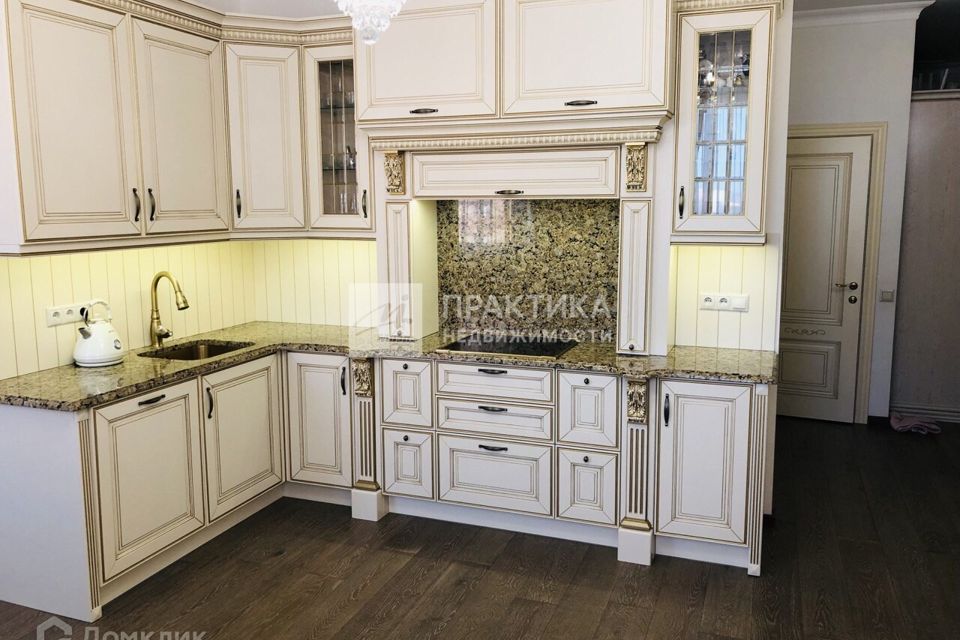Продаётся 3-комнатная квартира, 90 м²