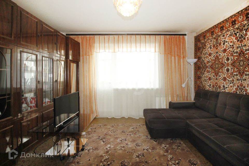 Продаётся 3-комнатная квартира, 60.5 м²