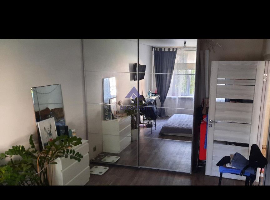 Продаётся 3-комнатная квартира, 60 м²