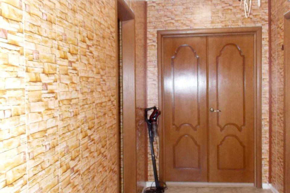 Продаётся 4-комнатная квартира, 78.4 м²