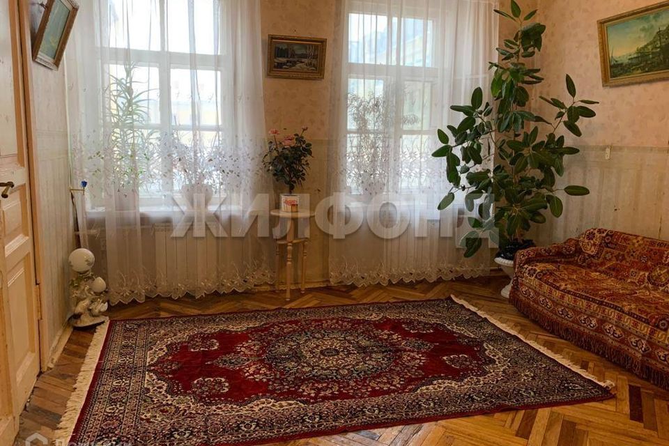 Продаётся 5-комнатная квартира, 98.9 м²