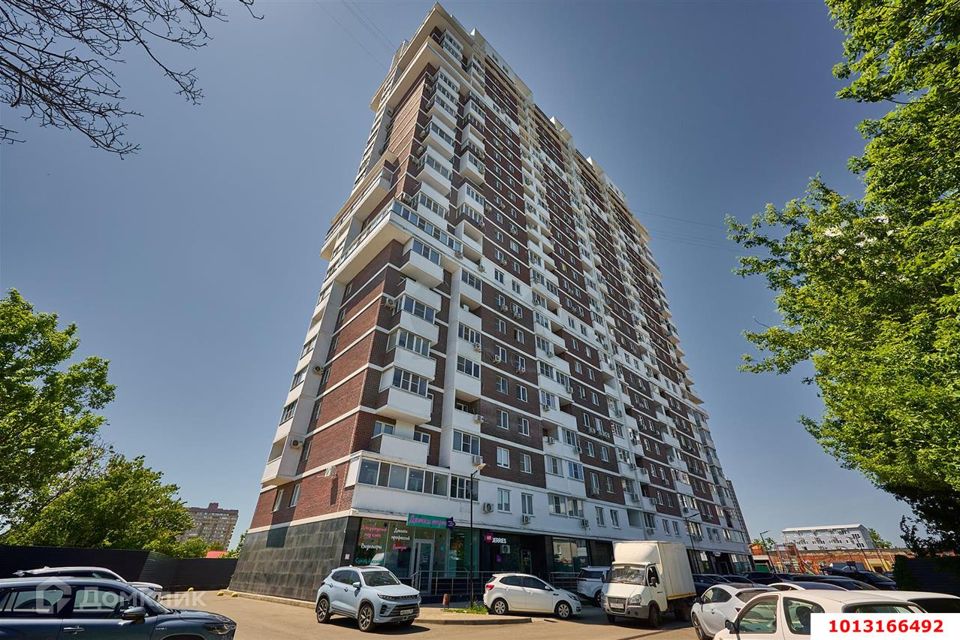 Продаётся 2-комнатная квартира, 68.3 м²