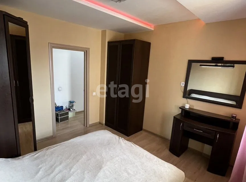 Сдаётся 2-комнатная квартира, 60 м²