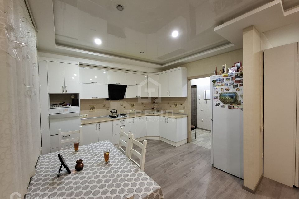 Продаётся 1-комнатная квартира, 37 м²