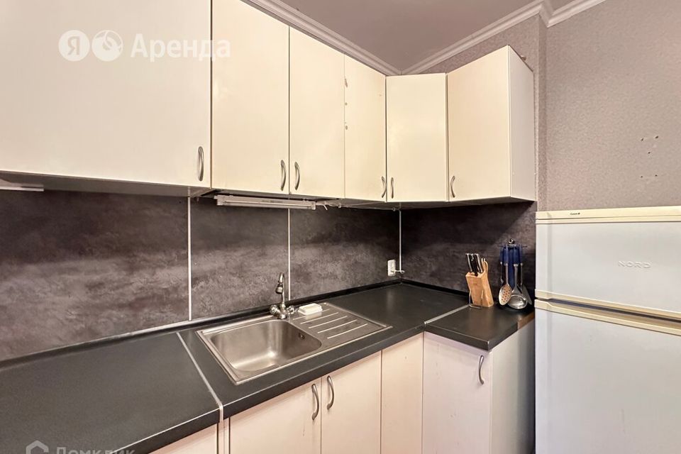 Сдаётся 1-комнатная квартира, 38 м²