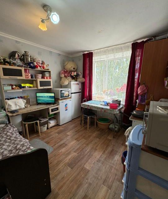 Продаётся 2 комнаты в 2-комн. квартире, 25.2 м²