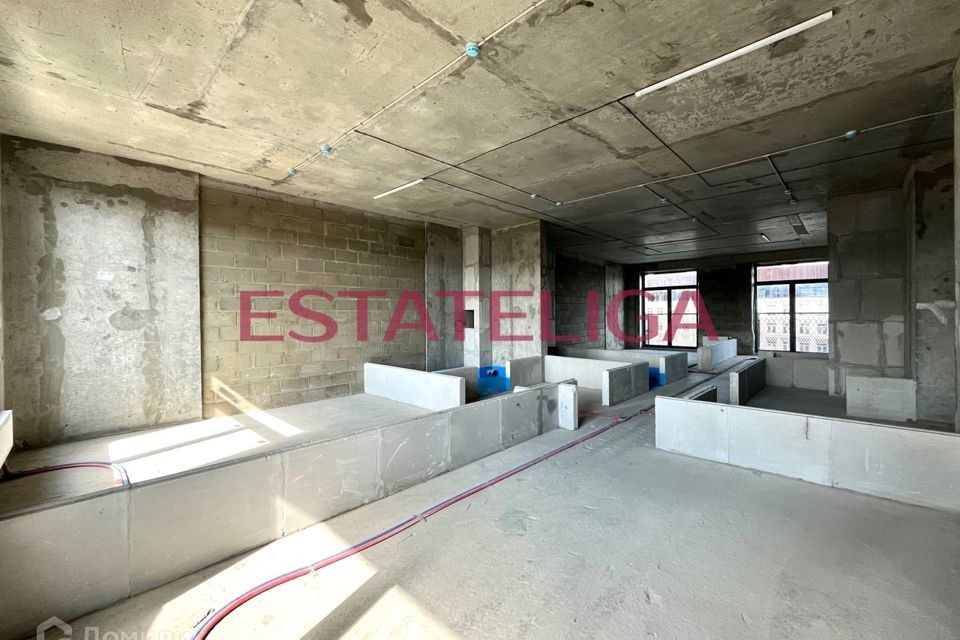 Продаётся 3-комнатная квартира, 97 м²