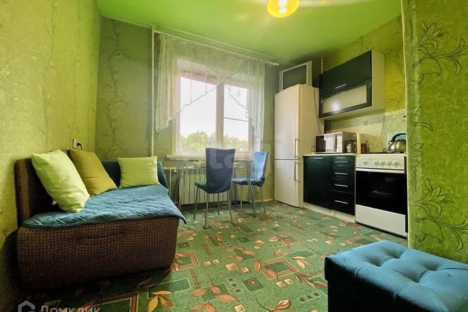 Продаётся 1-комнатная квартира, 37.3 м²