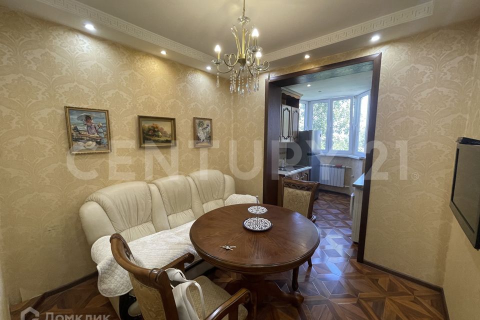 Продаётся 2-комнатная квартира, 55 м²