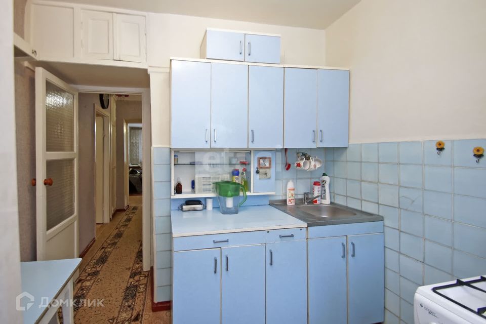 Продаётся 3-комнатная квартира, 62.7 м²
