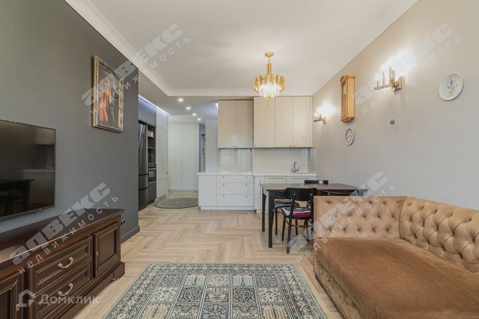 Продаётся 2-комнатная квартира, 75.4 м²