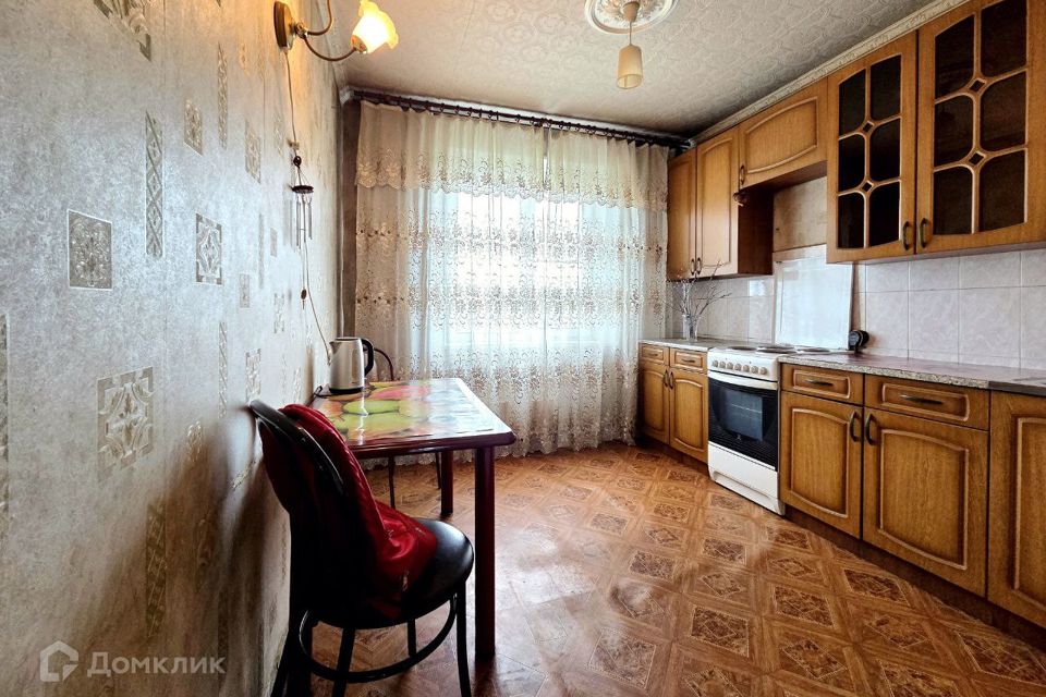 Продаётся 4-комнатная квартира, 77.4 м²