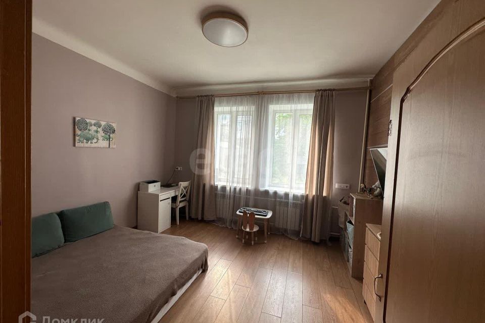 Продаётся 2-комнатная квартира, 49.2 м²