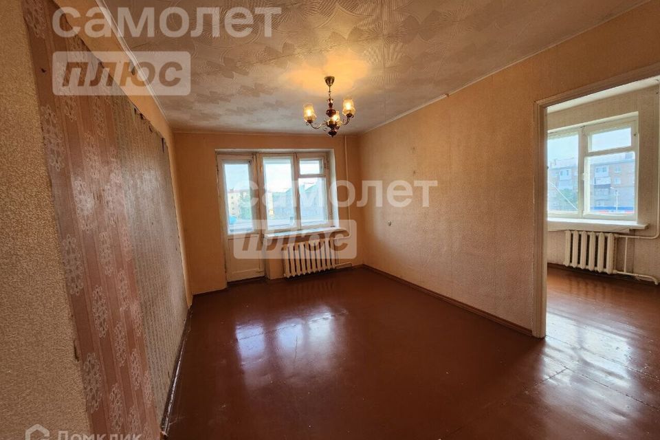 Продаётся 3-комнатная квартира, 51.5 м²