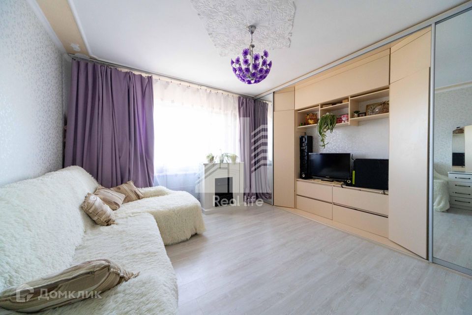 Продаётся 3-комнатная квартира, 76.8 м²