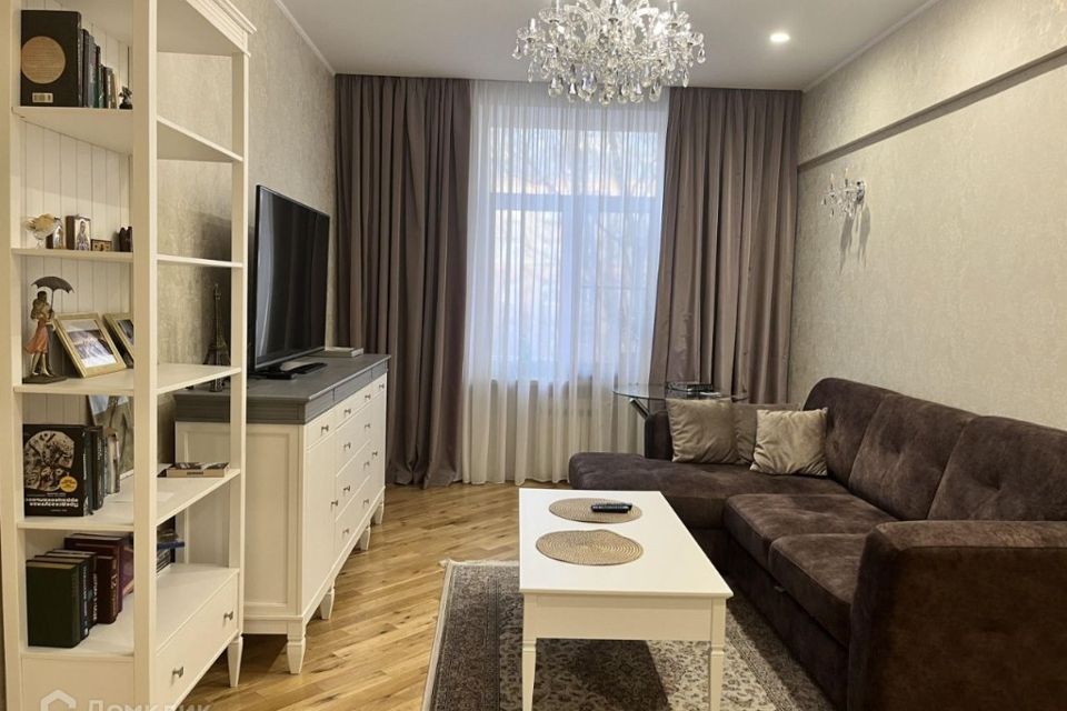 Продаётся 2-комнатная квартира, 58 м²
