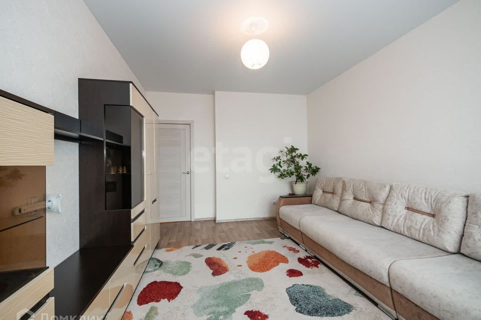 Продаётся 1-комнатная квартира, 39.7 м²