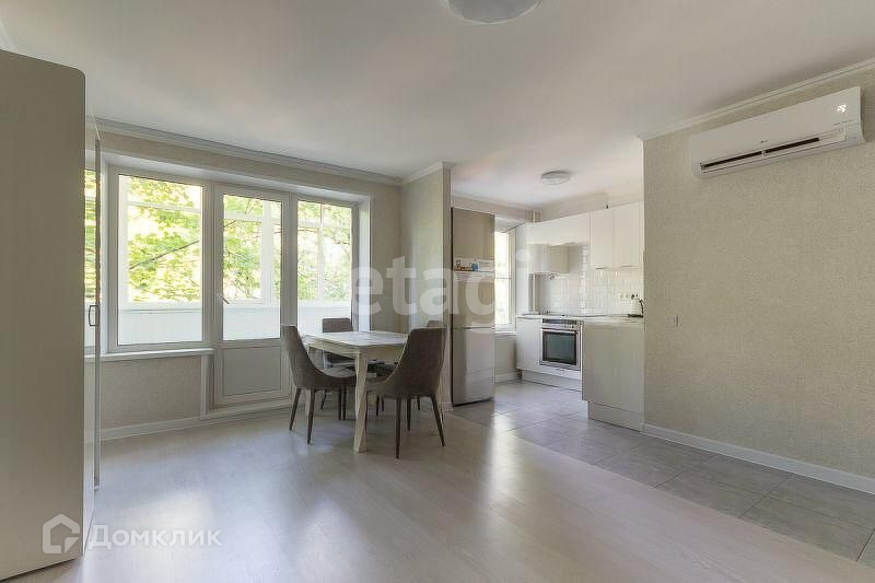 Продаётся 2-комнатная квартира, 44.8 м²