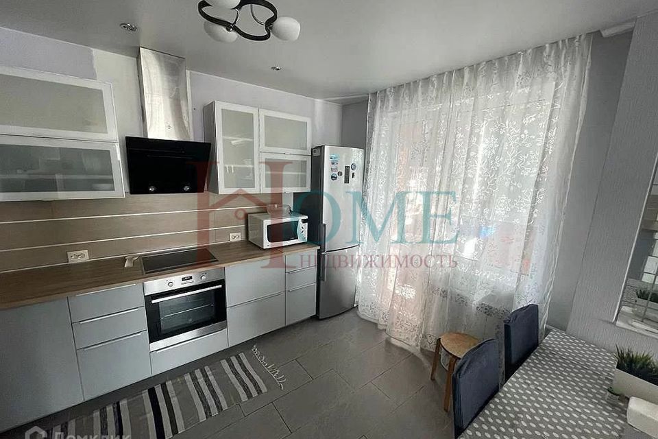 Сдаётся 3-комнатная квартира, 110 м²