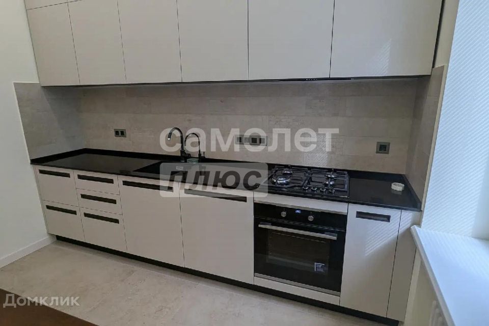 Продаётся 3-комнатная квартира, 77.7 м²
