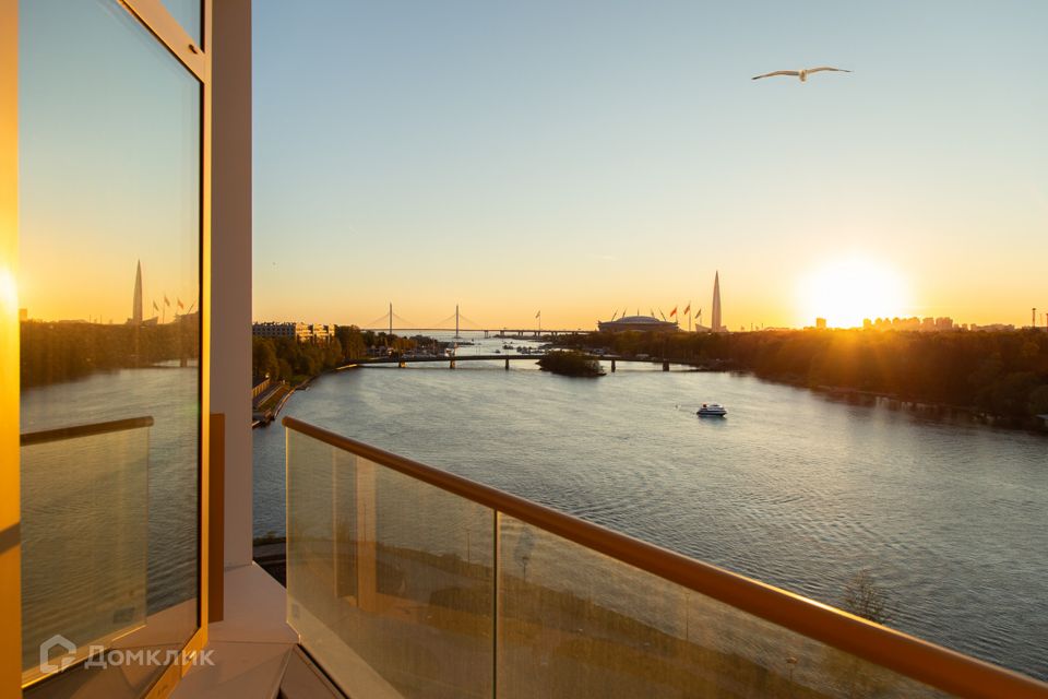 Продаётся 2-комнатная квартира, 193.7 м²