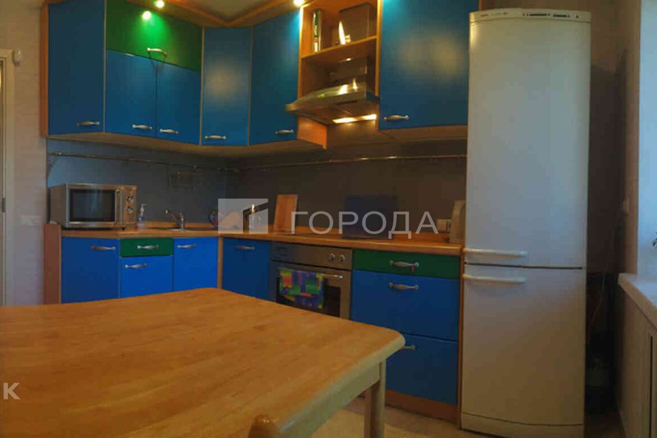 Сдаётся 3-комнатная квартира, 71 м²
