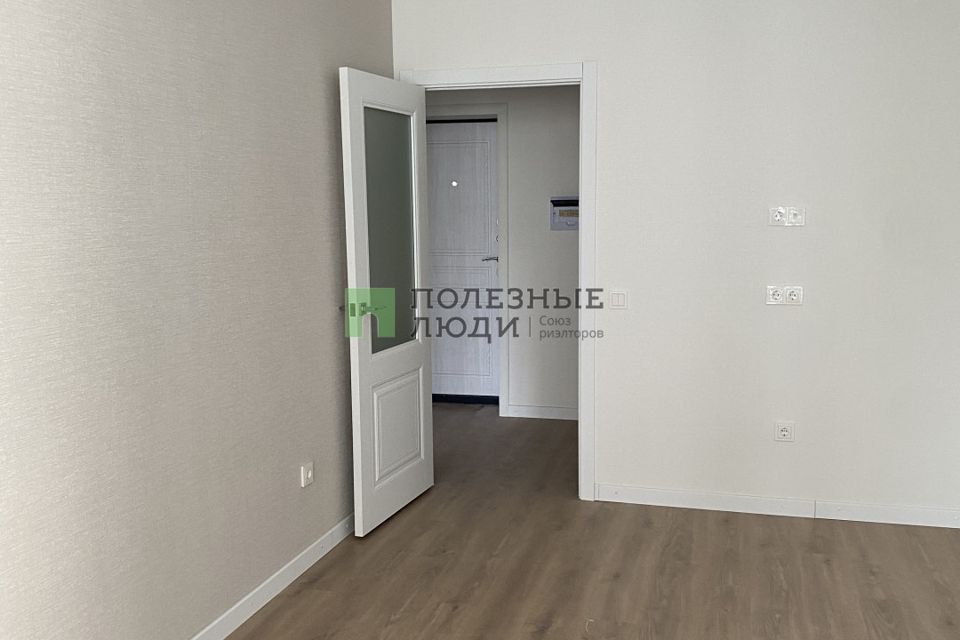 Продаётся 1-комнатная квартира, 44 м²