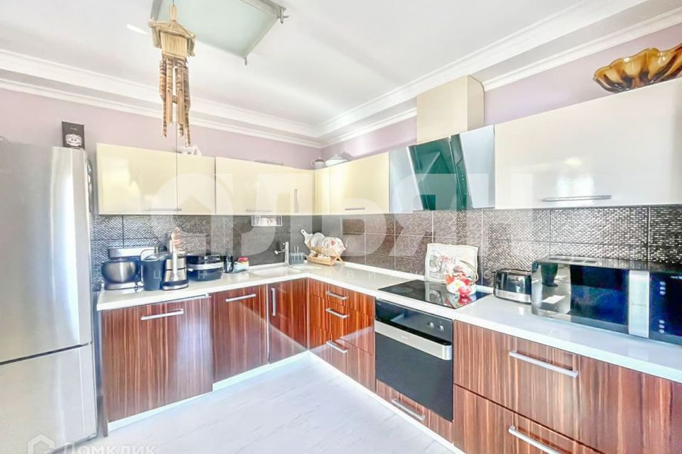 Продаётся 3-комнатная квартира, 75.6 м²