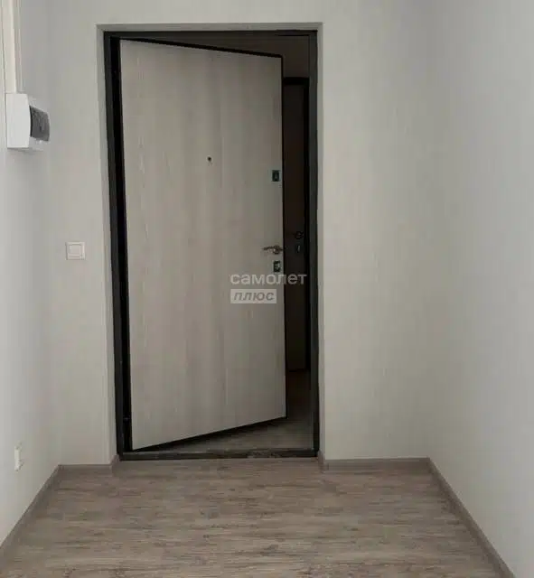 Продаётся 1-комнатная квартира, 42 м²