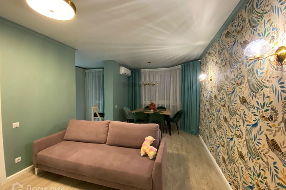 Продаётся 4-комнатная квартира, 91.7 м²